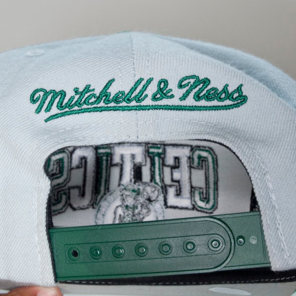 Boston Celtics Mitchell & Ness Snapback Hat - Picture 5 of 6